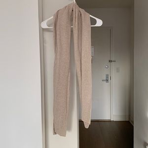 Aritzia TNA Cotton Scarf / Wrap